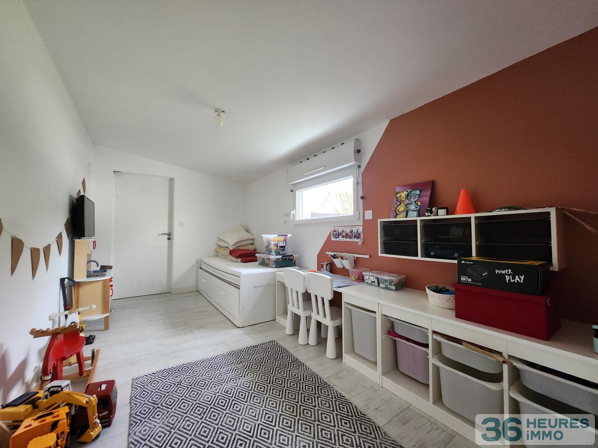 Maison 4 ch et 1 bureau - Bourg du Loroux Bottereau