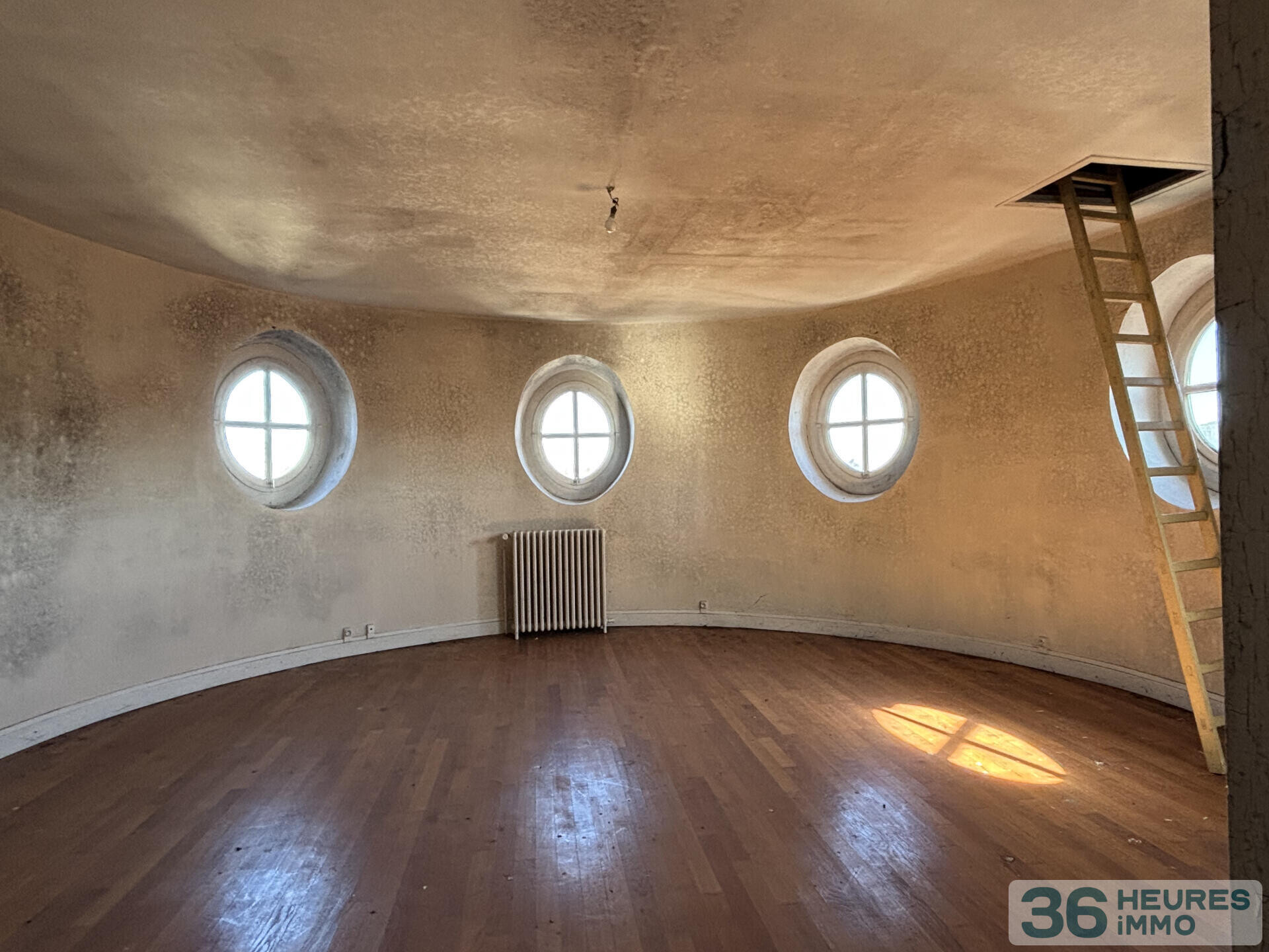 IMMEUBLE D'EXCEPTION CLAMECY