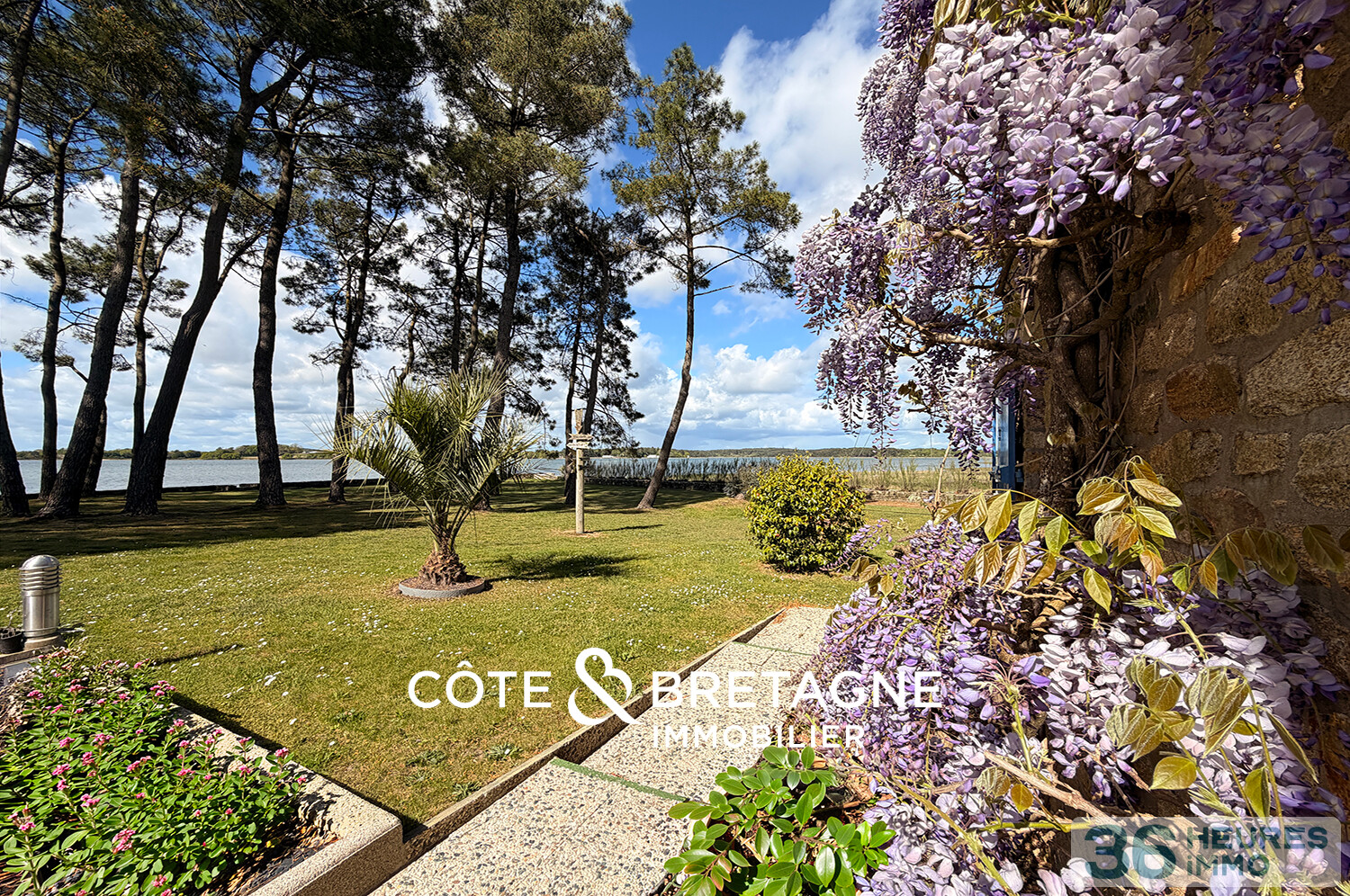 MAISON EN PIERRE AVEC VUE À LOCOAL-MENDON DANS LE MORBIHAN | Réf : 202668