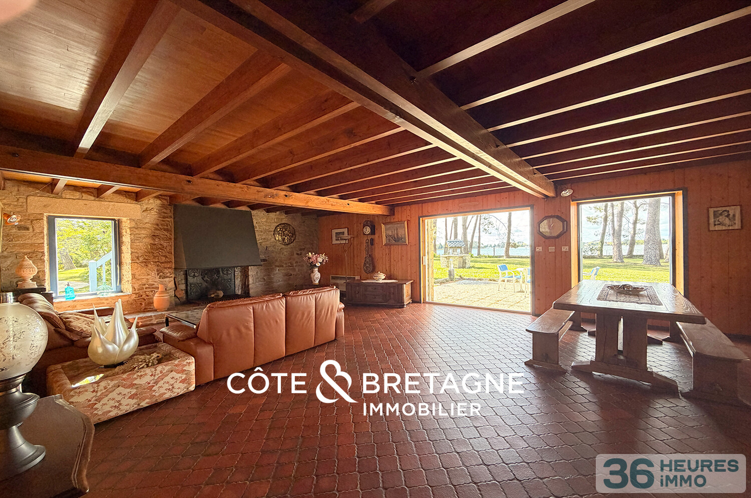 MAISON EN PIERRE AVEC VUE À LOCOAL-MENDON DANS LE MORBIHAN | Réf : 202668