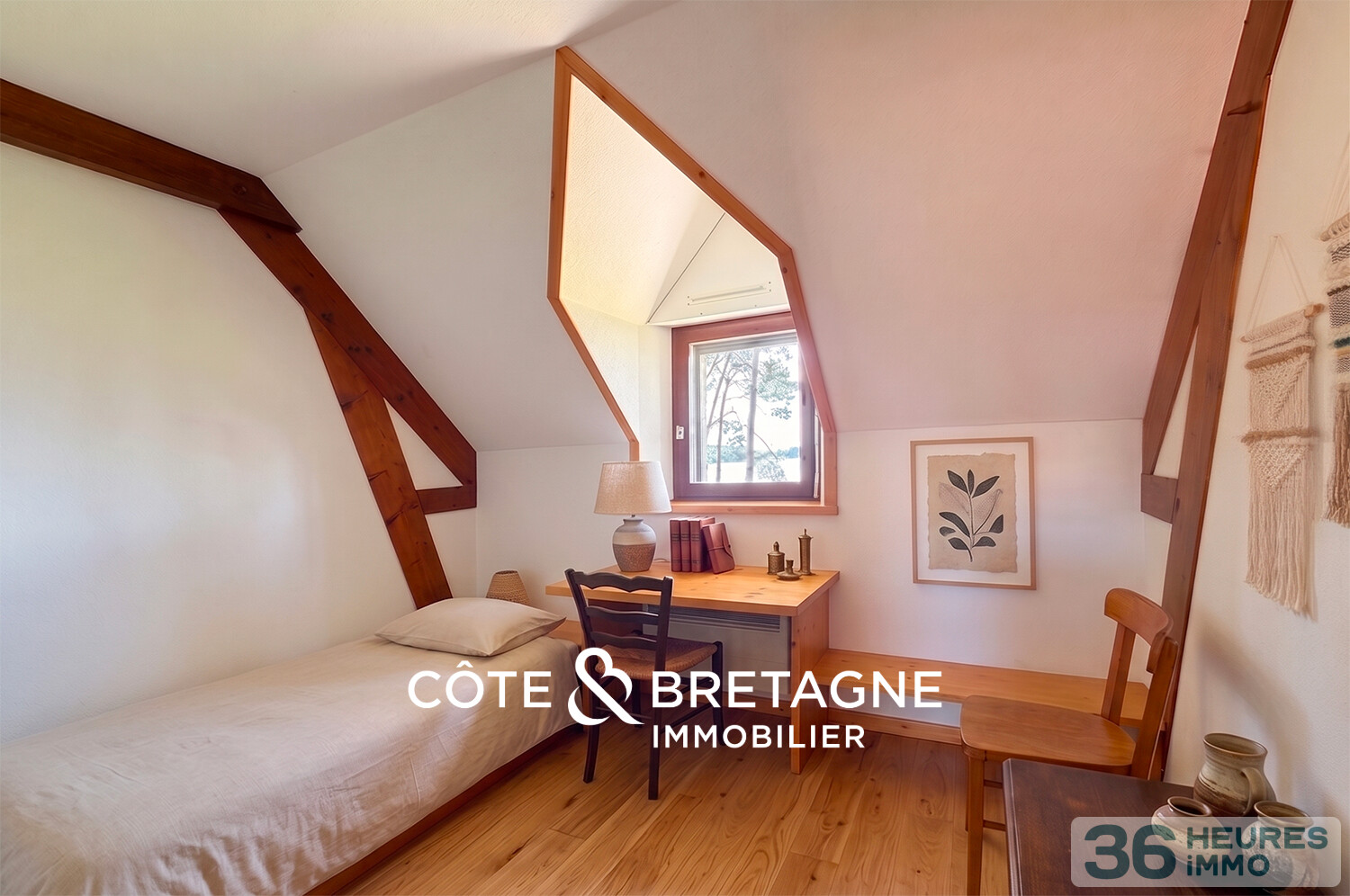MAISON EN PIERRE AVEC VUE À LOCOAL-MENDON DANS LE MORBIHAN | Réf : 202668
