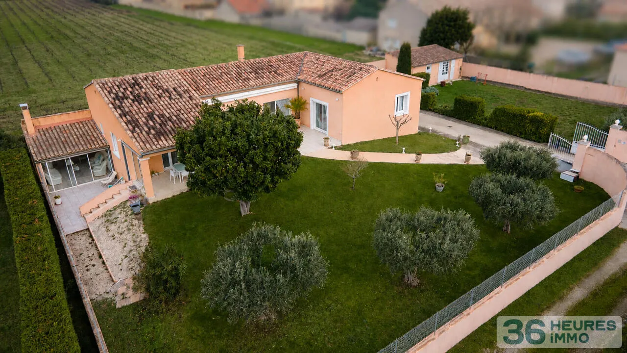 Maison à Sainte-Cécile-les-Vignes