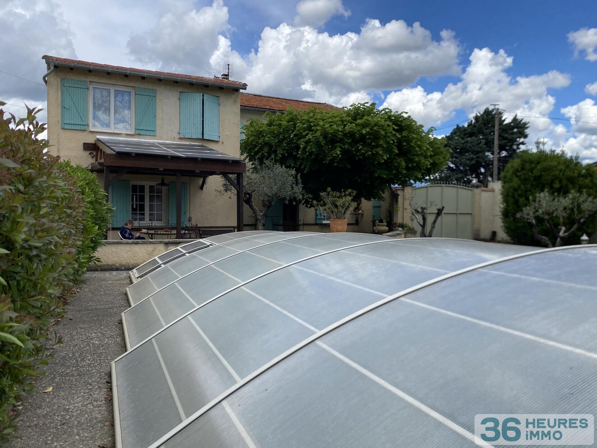 Maison 220 m2 avec piscine et cuisine exterieur