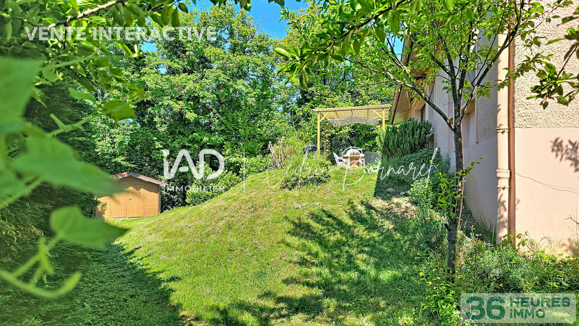 Maison individuelle de plain-pied – 133 m² habitables – 4 chambres – terrain 965 m² – Chalamont