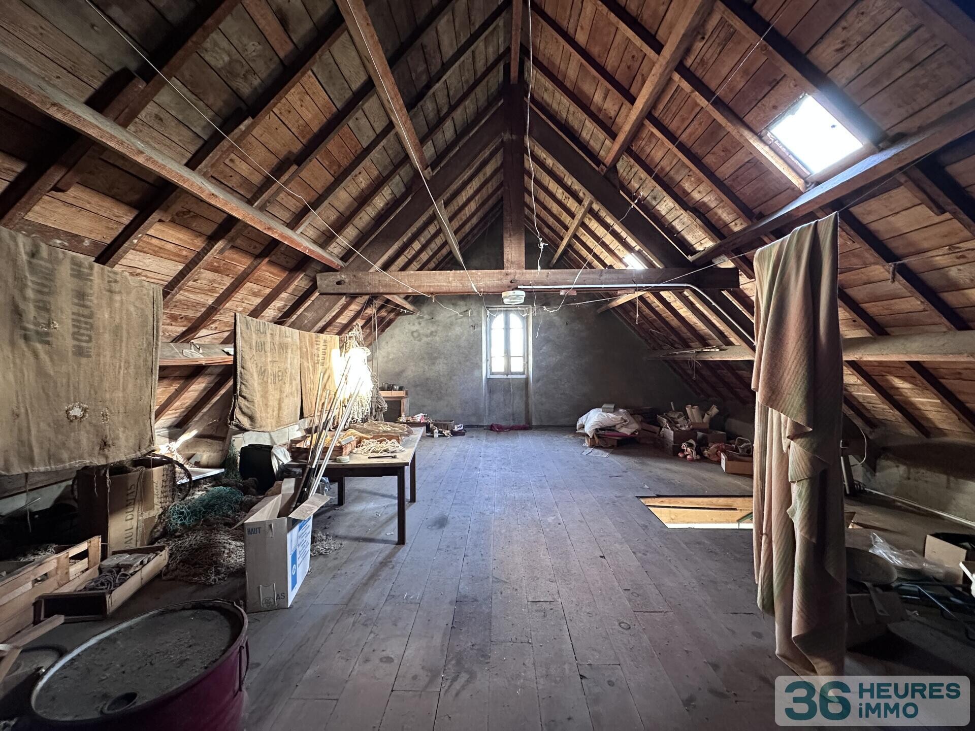 QUIMPER - MERDY - Maison non mitoyenne à rénover