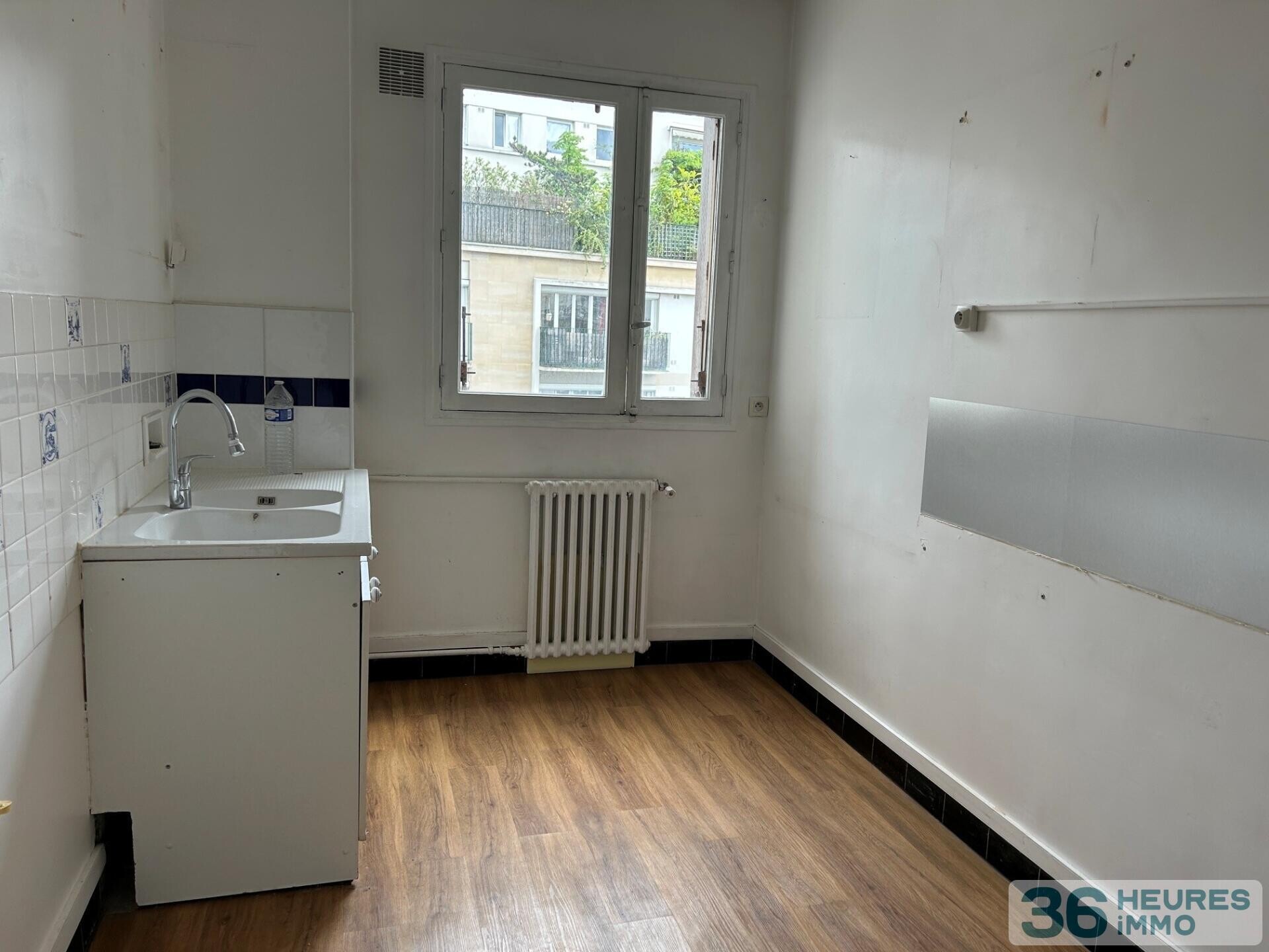 VENTE AUX ENCHERES - Paris 5eme - Quartier Jardin des Plantes/ Monge