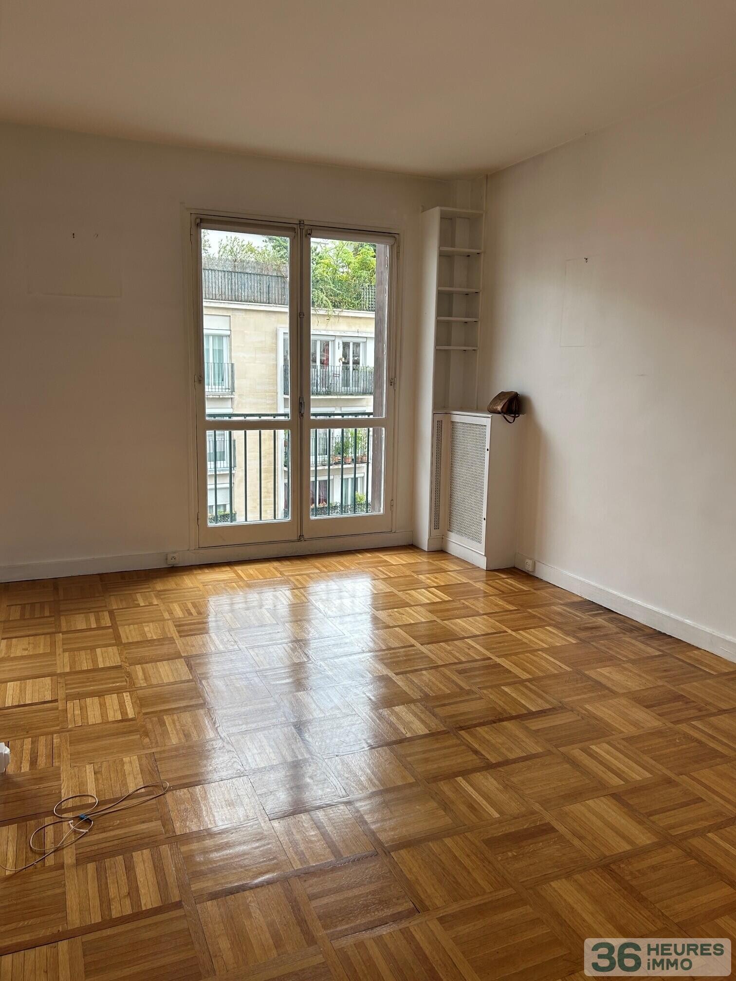 VENTE AUX ENCHERES - Paris 5eme - Quartier Jardin des Plantes/ Monge