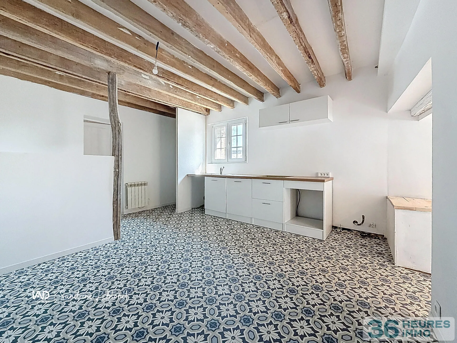 Maison à Escorpain — vignette 3