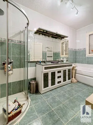 Maison à Lubersac — vignette 9