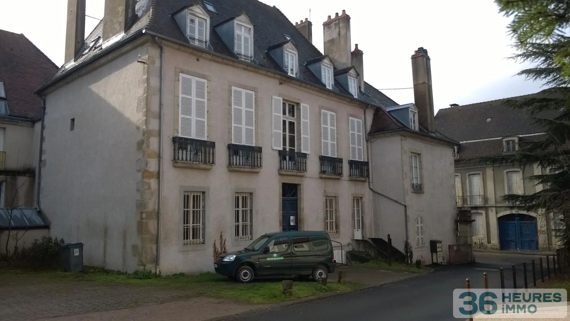 Immeuble à Autun — vignette 2