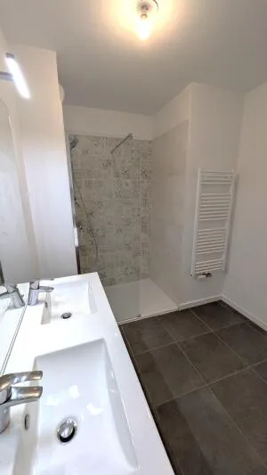 Appartement à Saint-Jean-d'Illac — vignette 12