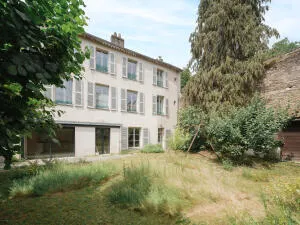 Maison Nantes Rue Malherbe 6 chambres et 2 Studios