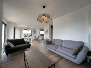 Maison à Plonéour-Lanvern — vignette 2