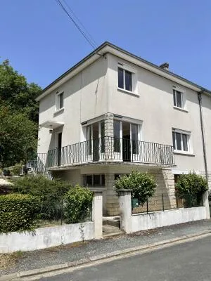 VENTE INTERACTIVE – Maison familiale 4 chambres avec jardin et garage à Trélissac