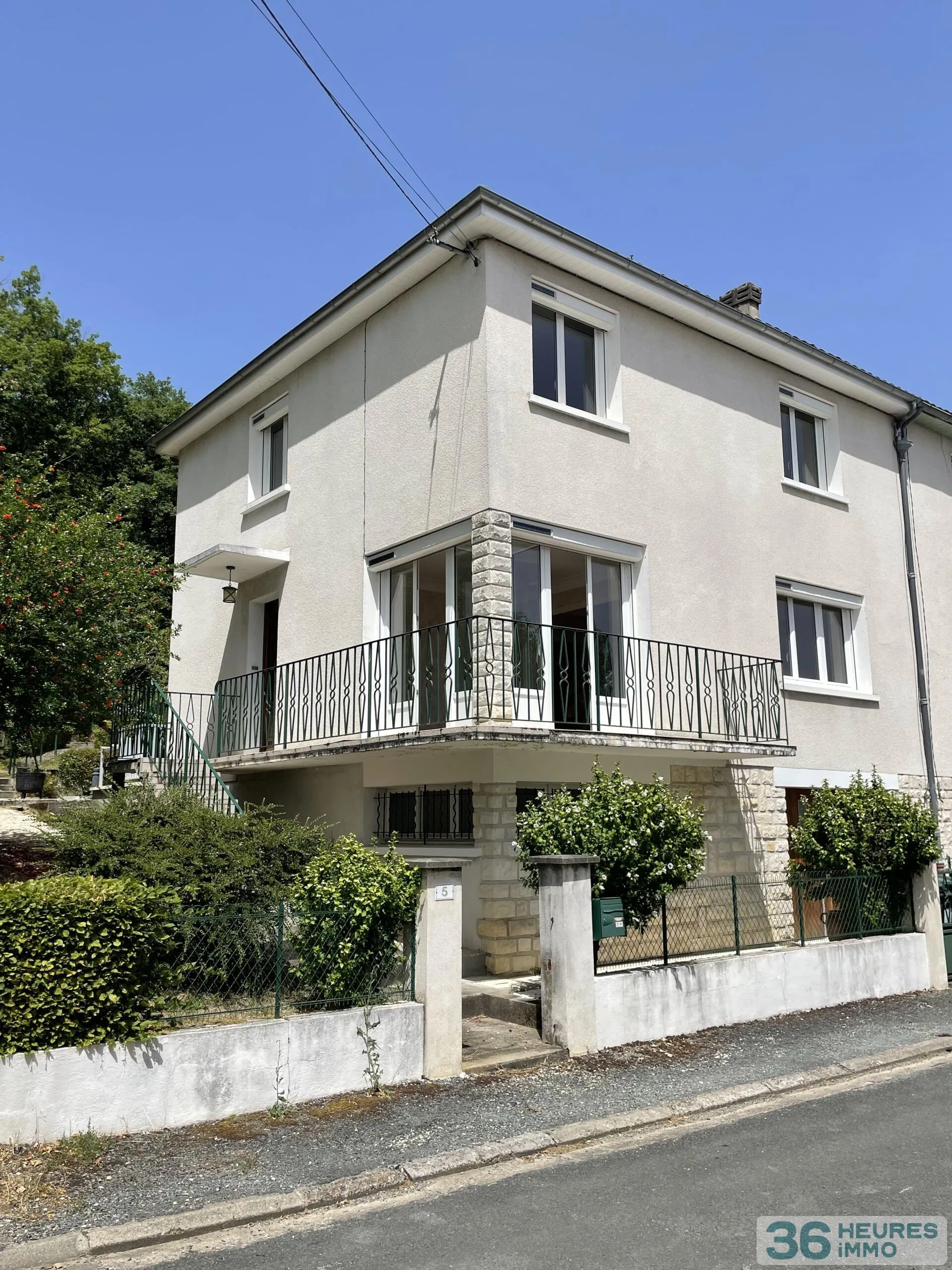 VENTE INTERACTIVE – Maison familiale 4 chambres avec jardin et garage à Trélissac