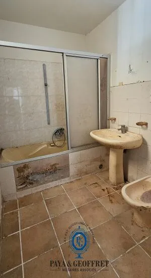 Maison à Le Revest-les-Eaux — vignette 5