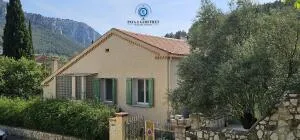 Maison à rénover de 104,88m² à LE REVEST LES EAUX