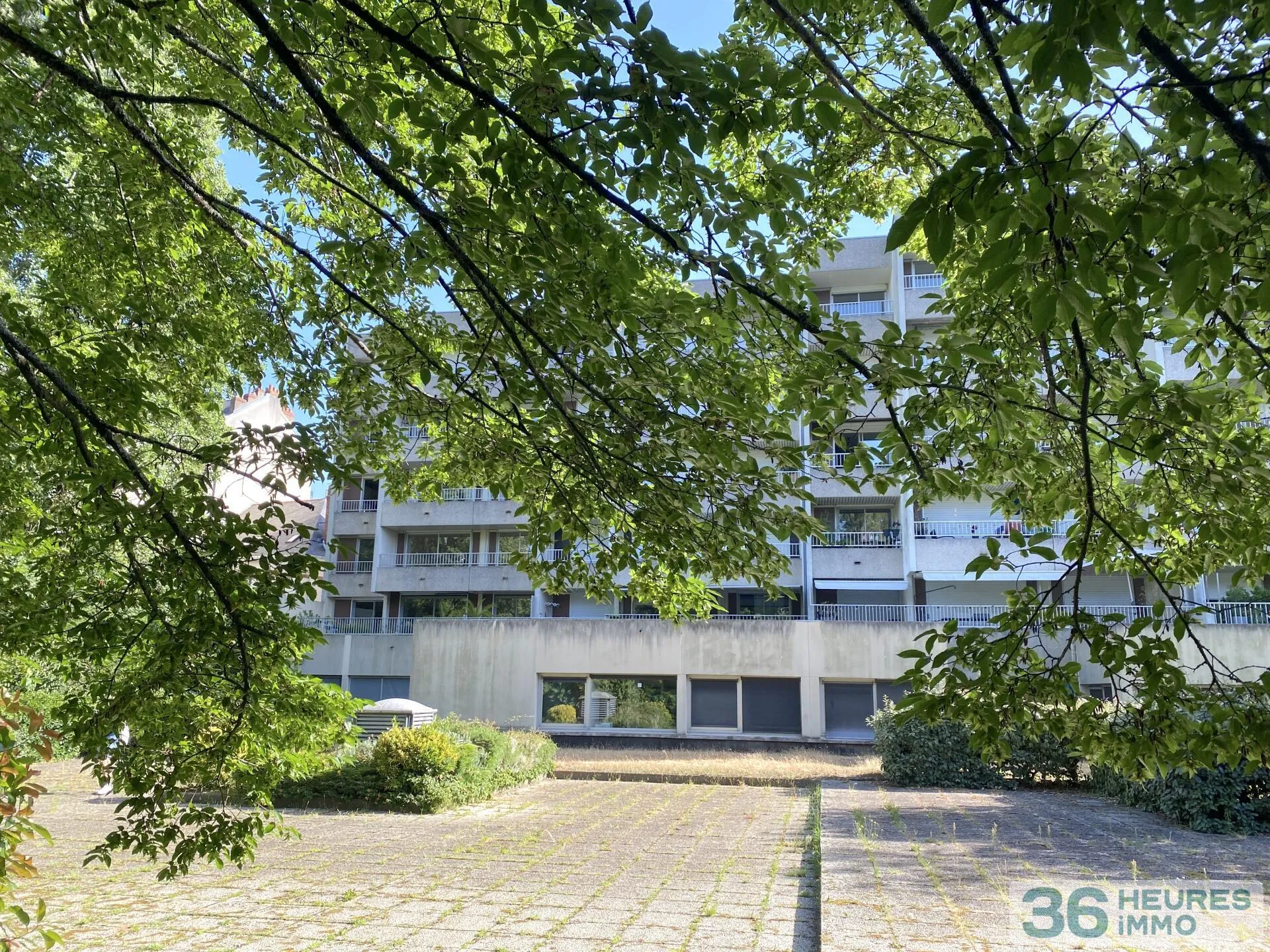 Rare : appartement au coeur de Canclaux
