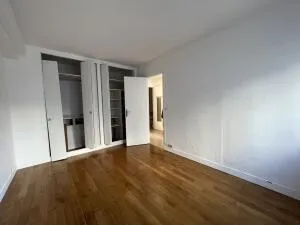 Appartement à Paris 15e Arrondissement — vignette 12