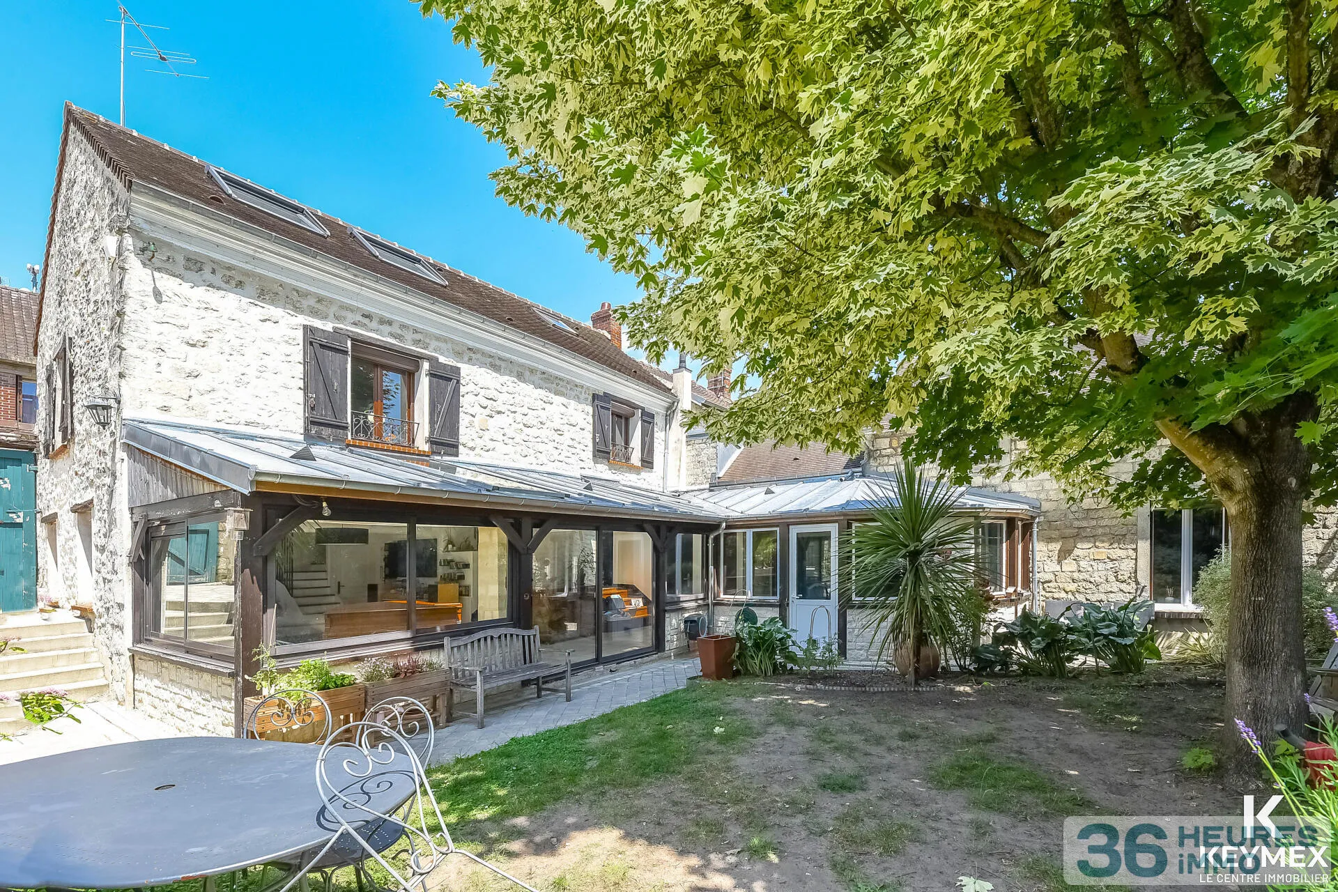 VENTE INTERACTIVE - Maison familiale lumineuse avec jardin - Champagne-sur-Oise (95660) - 179m² - 6 chambres