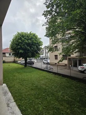 Appartement à Fontaine — vignette 18