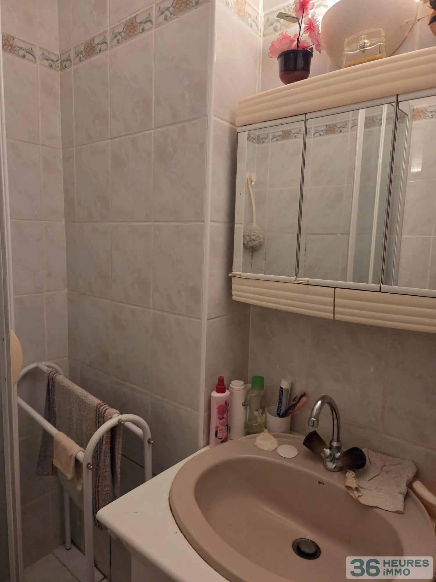 Appartement à Fontaine — vignette 22