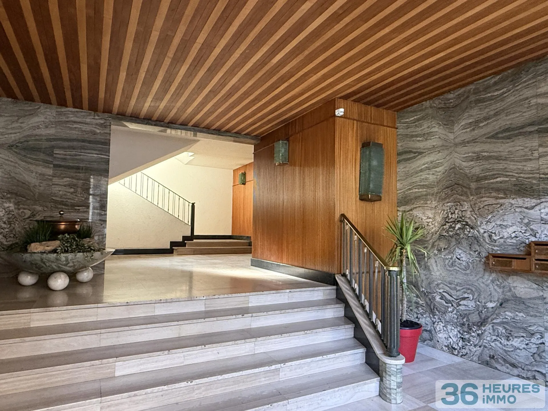 Appartement à Lyon 6e Arrondissement — vignette 2