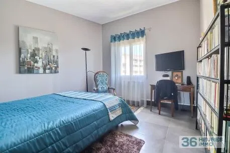 Appartement à Beaucaire — vignette 8