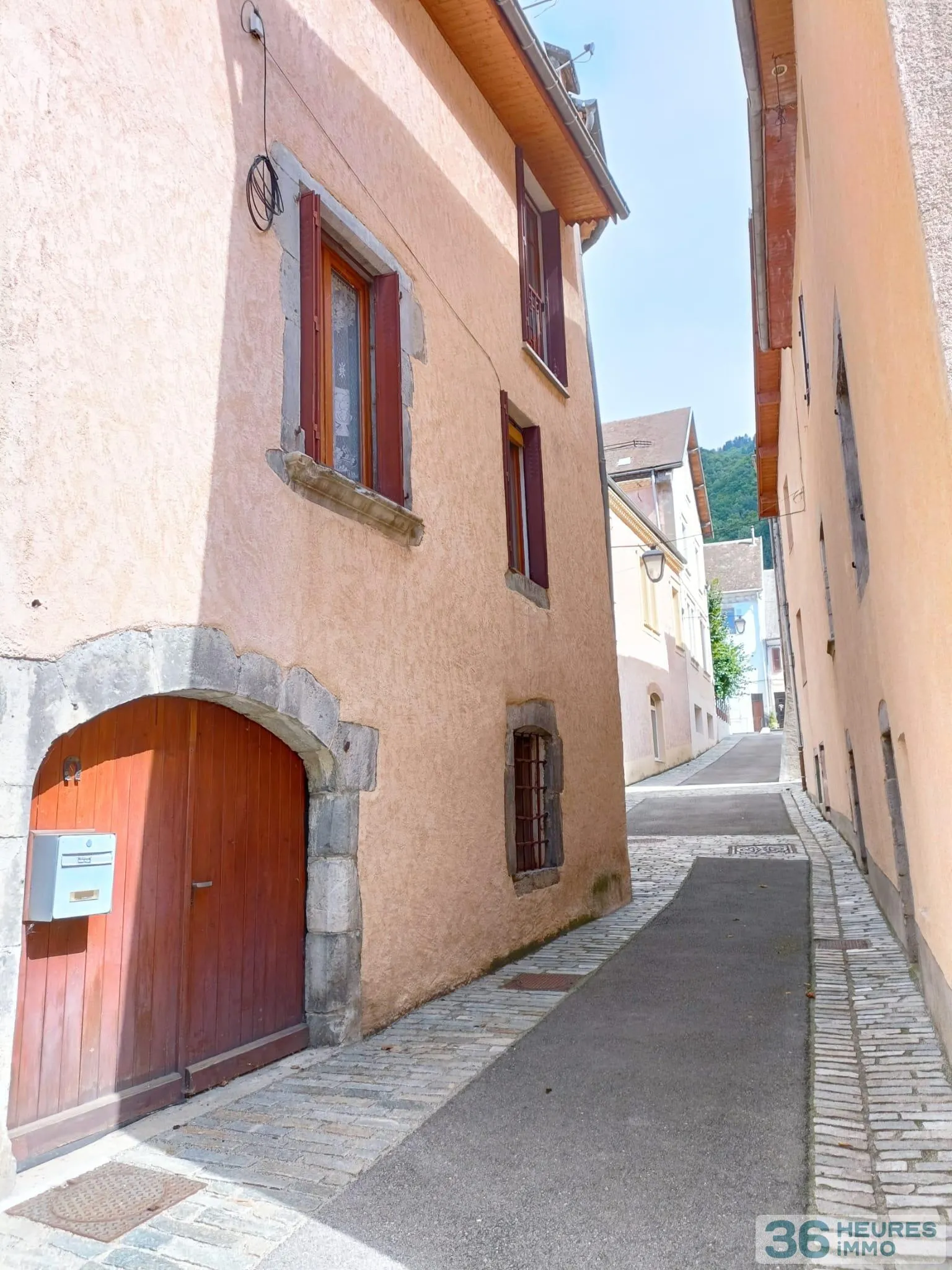 maison de village de 54 m², sur la commune de corps 38970.