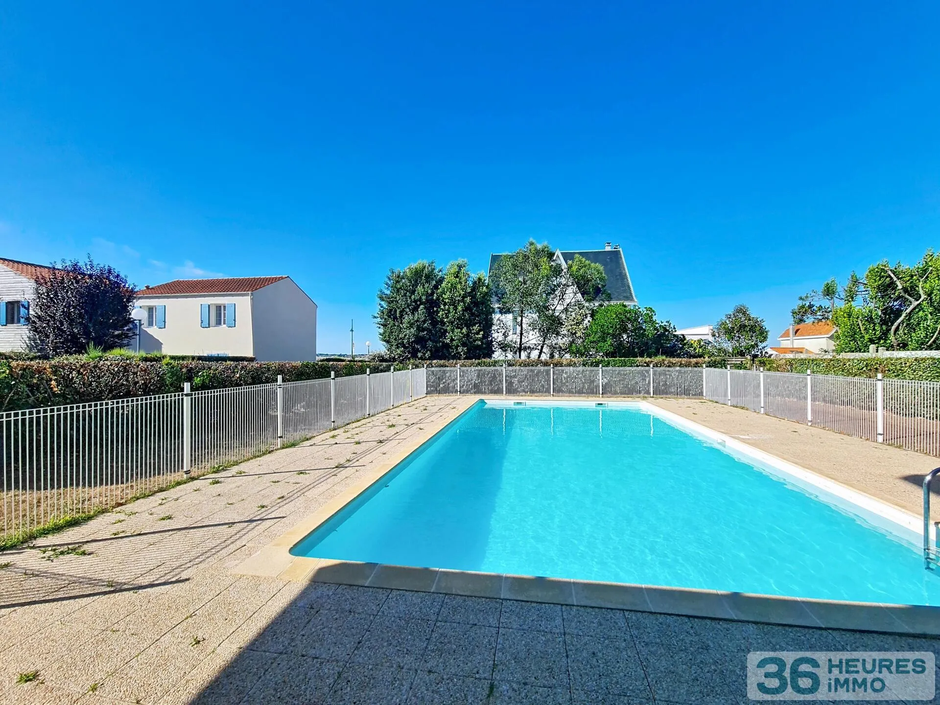 Appartement à Port-des-Barques — vignette 11