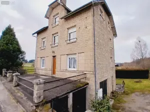 Maison à Montaignac-sur-Doustre — vignette 2