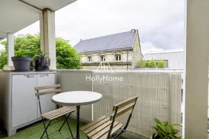 Appartement T4 CHARTRONS - PLACE SAINT MARTIAL