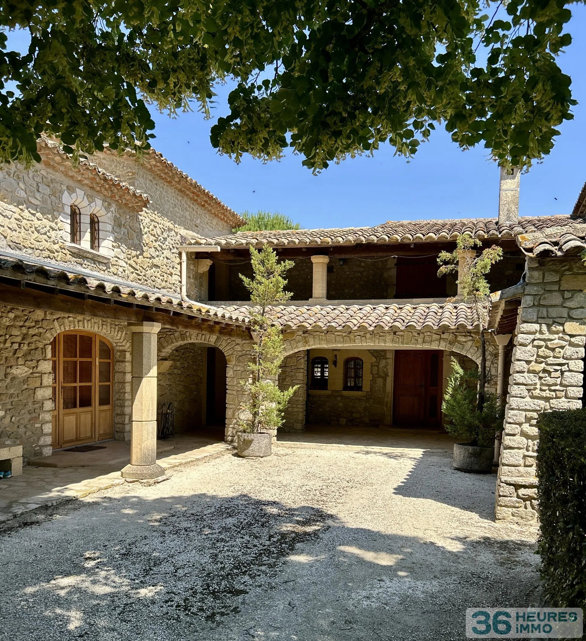 Propriété à La Bégude-de-Mazenc — vignette 2
