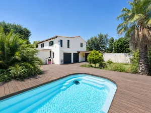 VILLA DE 153 M² LATTES