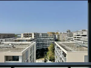 PORT MARIANNE : T3/4 DE 75M² AVEC TERRASSE + 2 PARKINGS + CAVE
