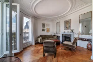 Appartement à Paris 4e Arrondissement — vignette 6