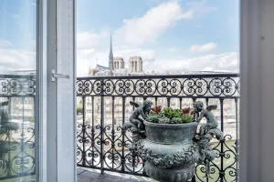 Appartement à Paris 4e Arrondissement — vignette 8