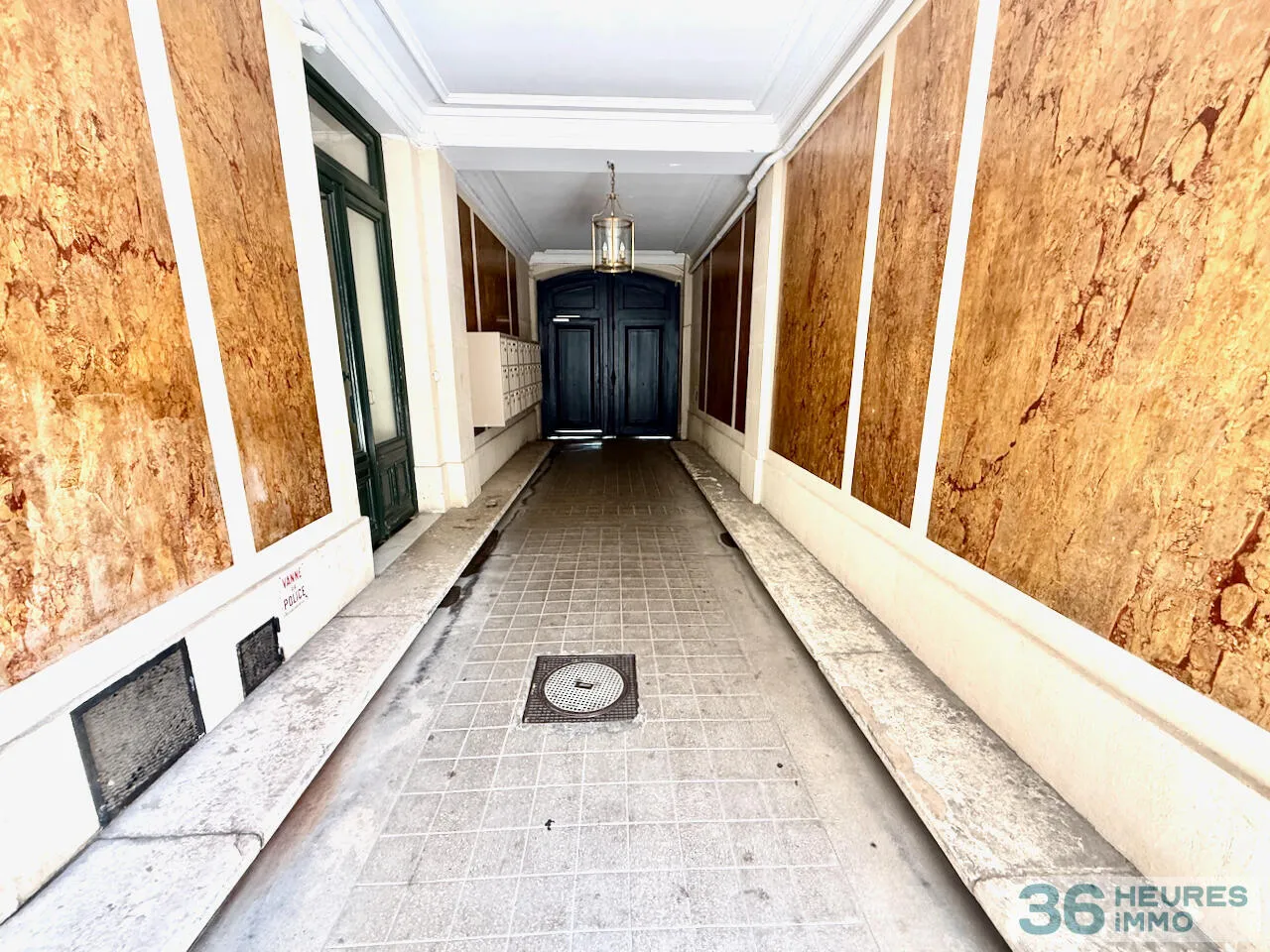 Appartement à Paris 6e Arrondissement — vignette 18
