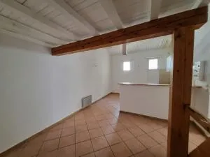 ALÈS – STUDIO AVEC MEZZANINE