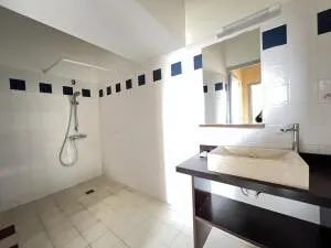 Appartement à Brugheas — vignette 9