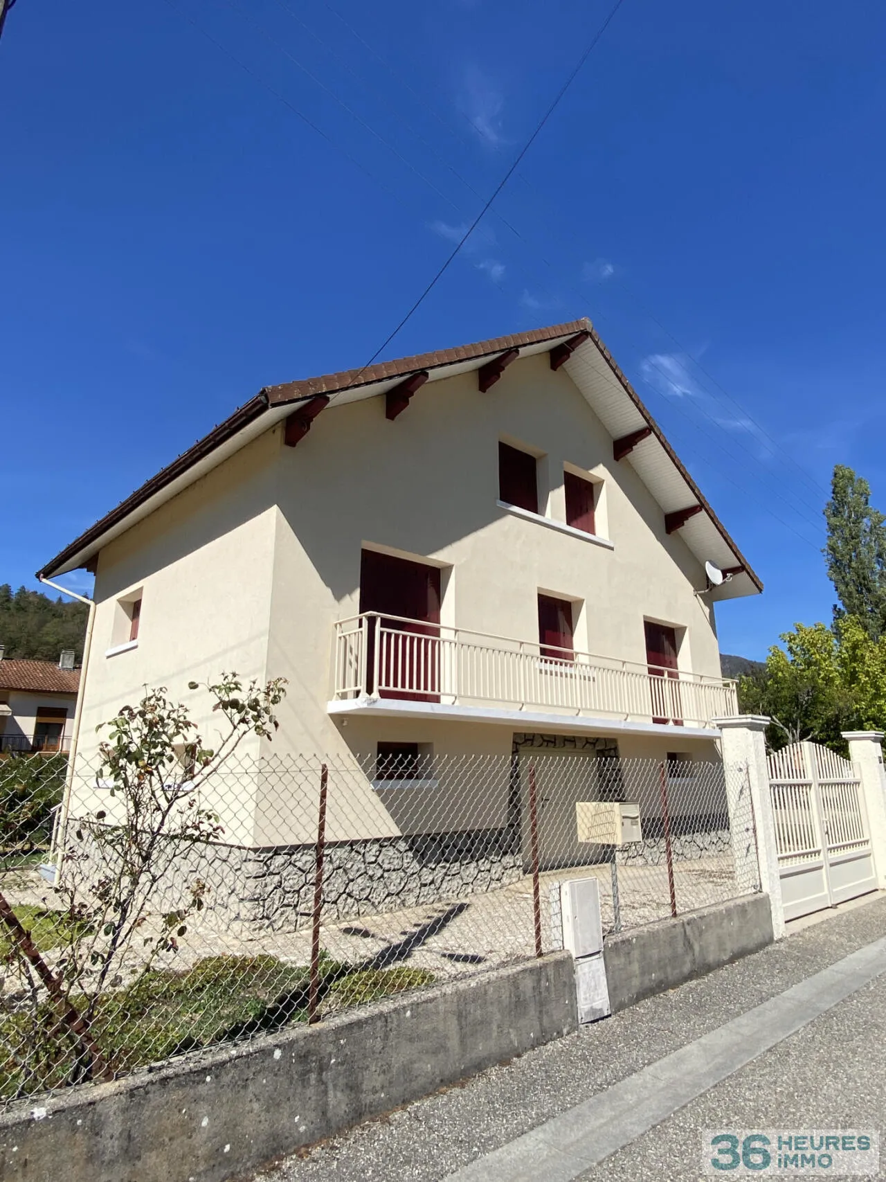 Maison à Les Échelles