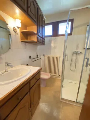 Maison à Les Échelles — vignette 9