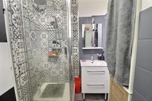 Appartement à Saint-Mandrier-sur-Mer — vignette 4