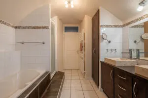 Appartement à Claix — vignette 6