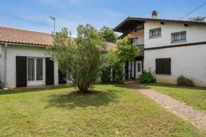 Maison familiale de 270 m² avec dépendances