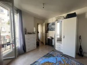 Appartement à Paris 20e Arrondissement — vignette 2
