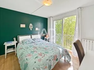 Appartement à Nîmes — vignette 2