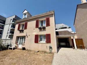 Maison à Guyancourt — vignette 26