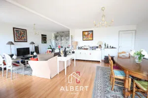 Angers Les Justices - Appartement de 110 M² - 3 chambres, balcon, garage et faibles charges