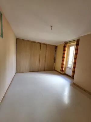 Maison à Château-Landon — vignette 6